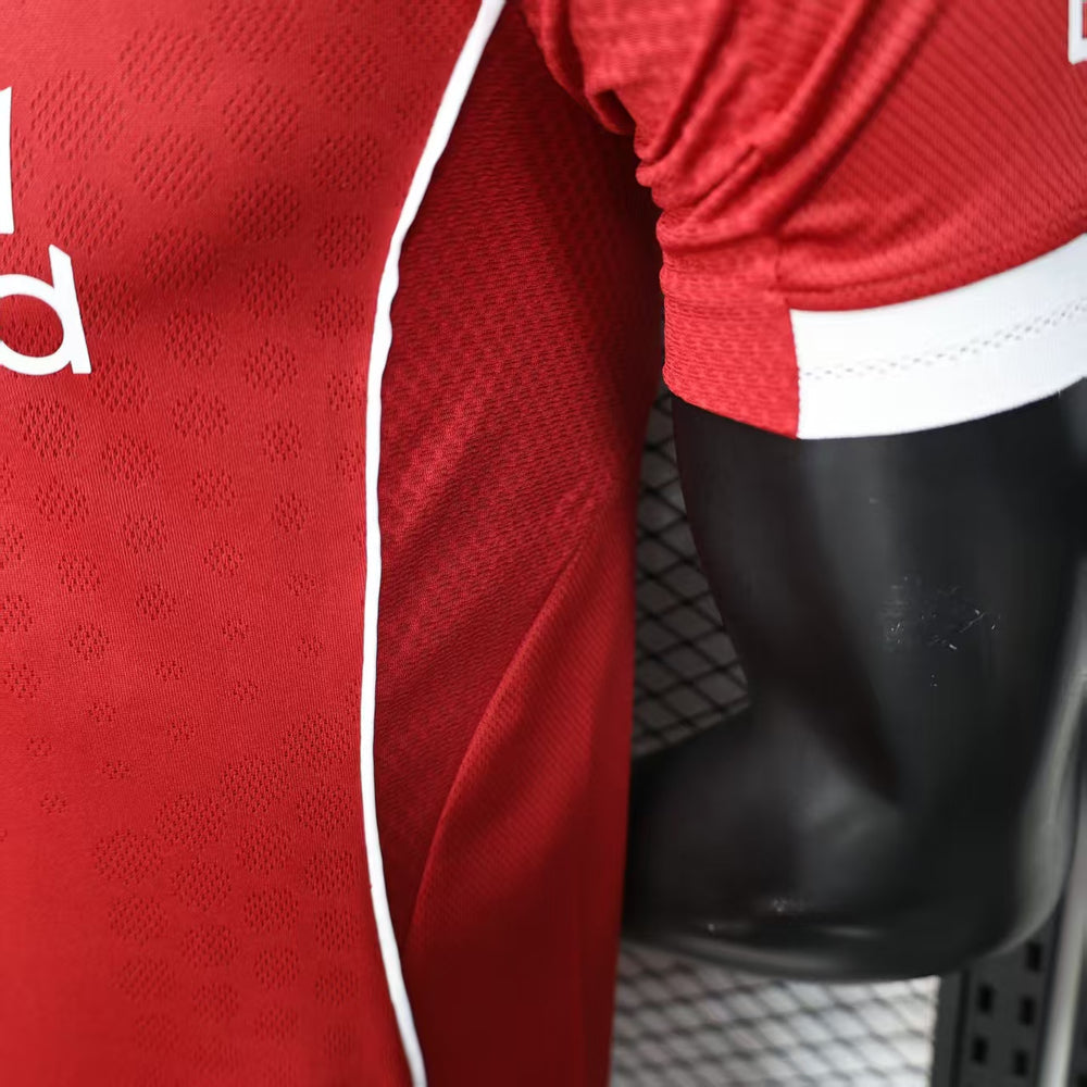 Liverpool Home 25/26